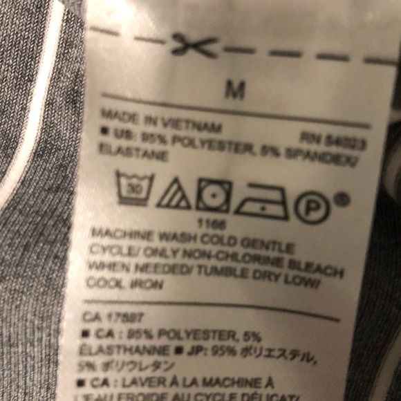 Banana republic top. Black with white stripes - Picture 7 of 7